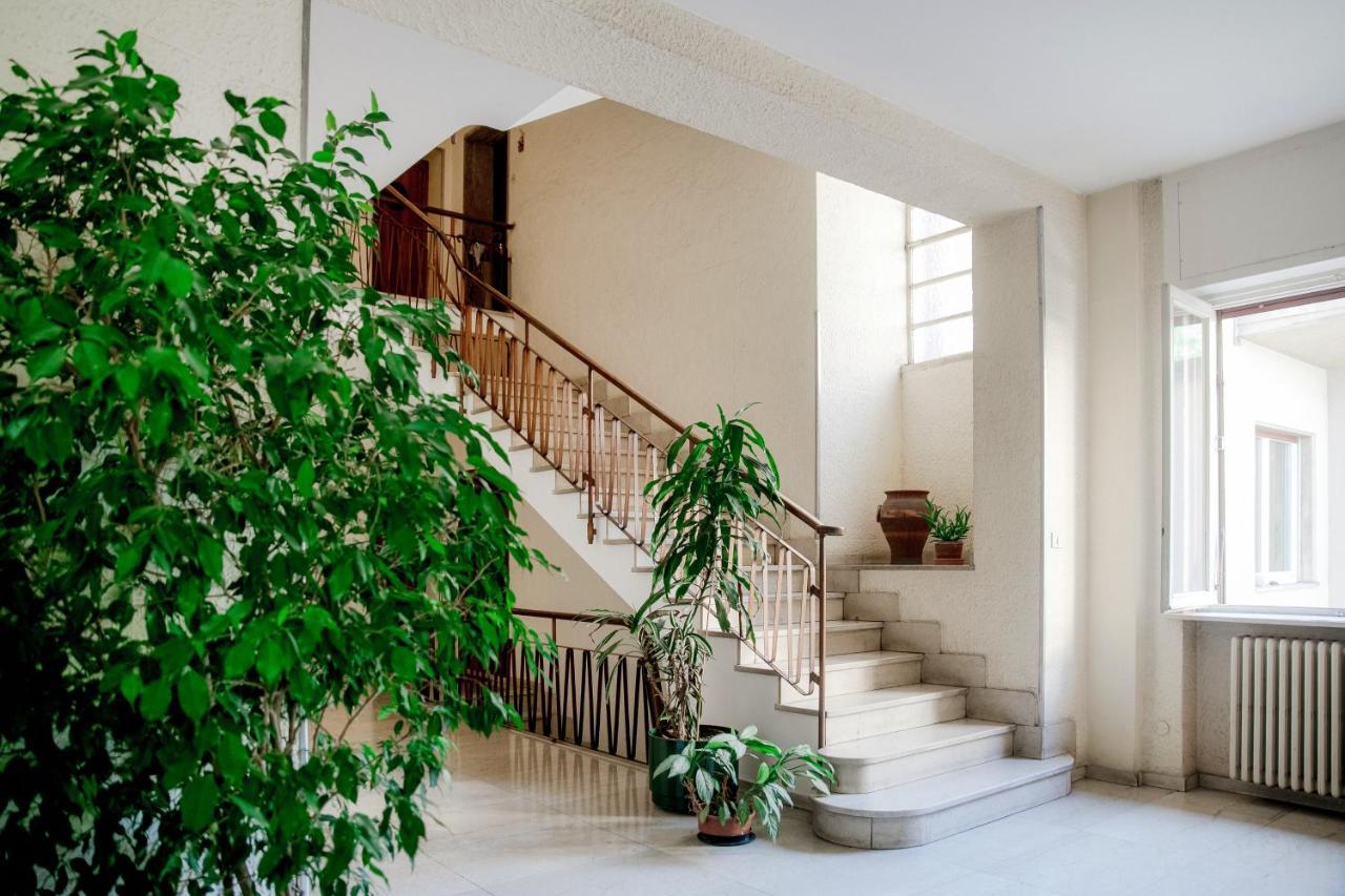 White Loft Como Central - The House Of Travelers 外观 照片