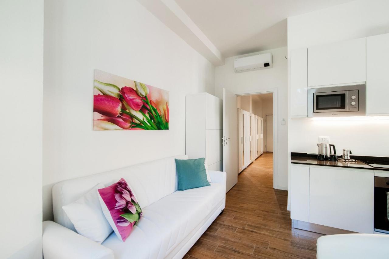 White Loft Como Central - The House Of Travelers 外观 照片