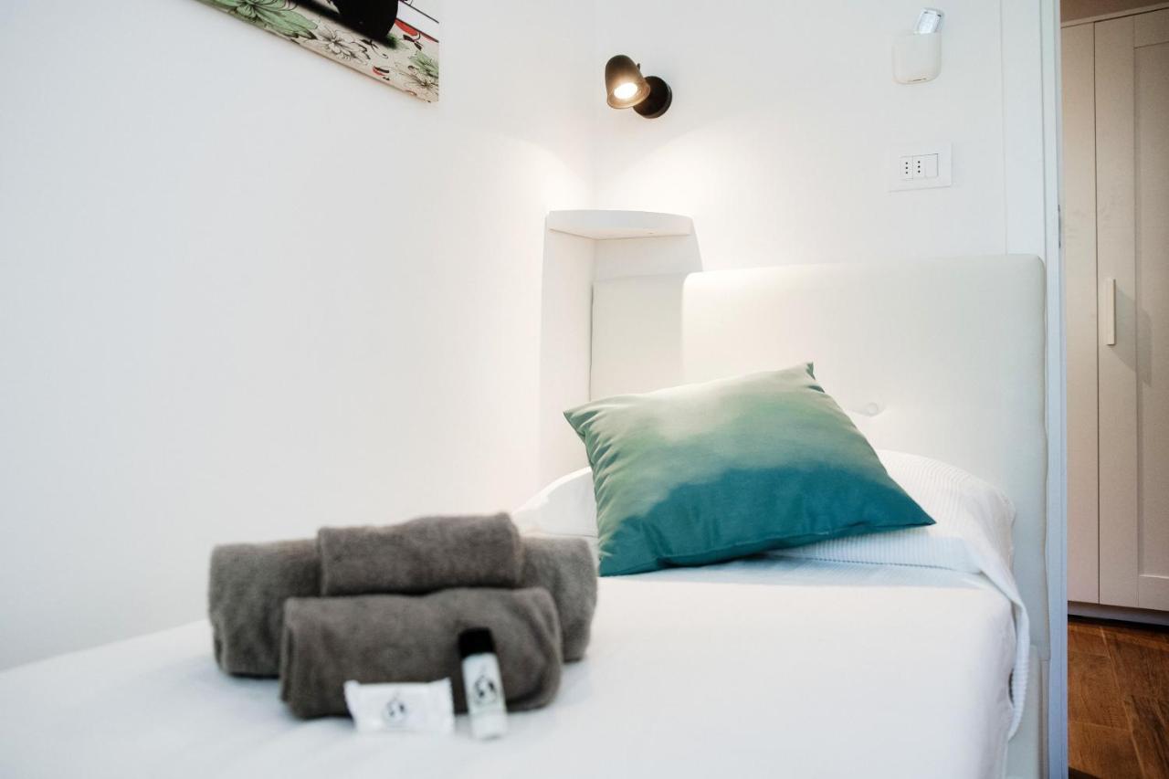 White Loft Como Central - The House Of Travelers 外观 照片