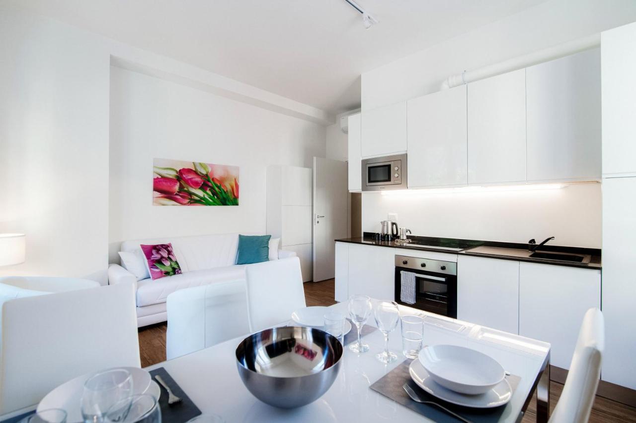 White Loft Como Central - The House Of Travelers 外观 照片
